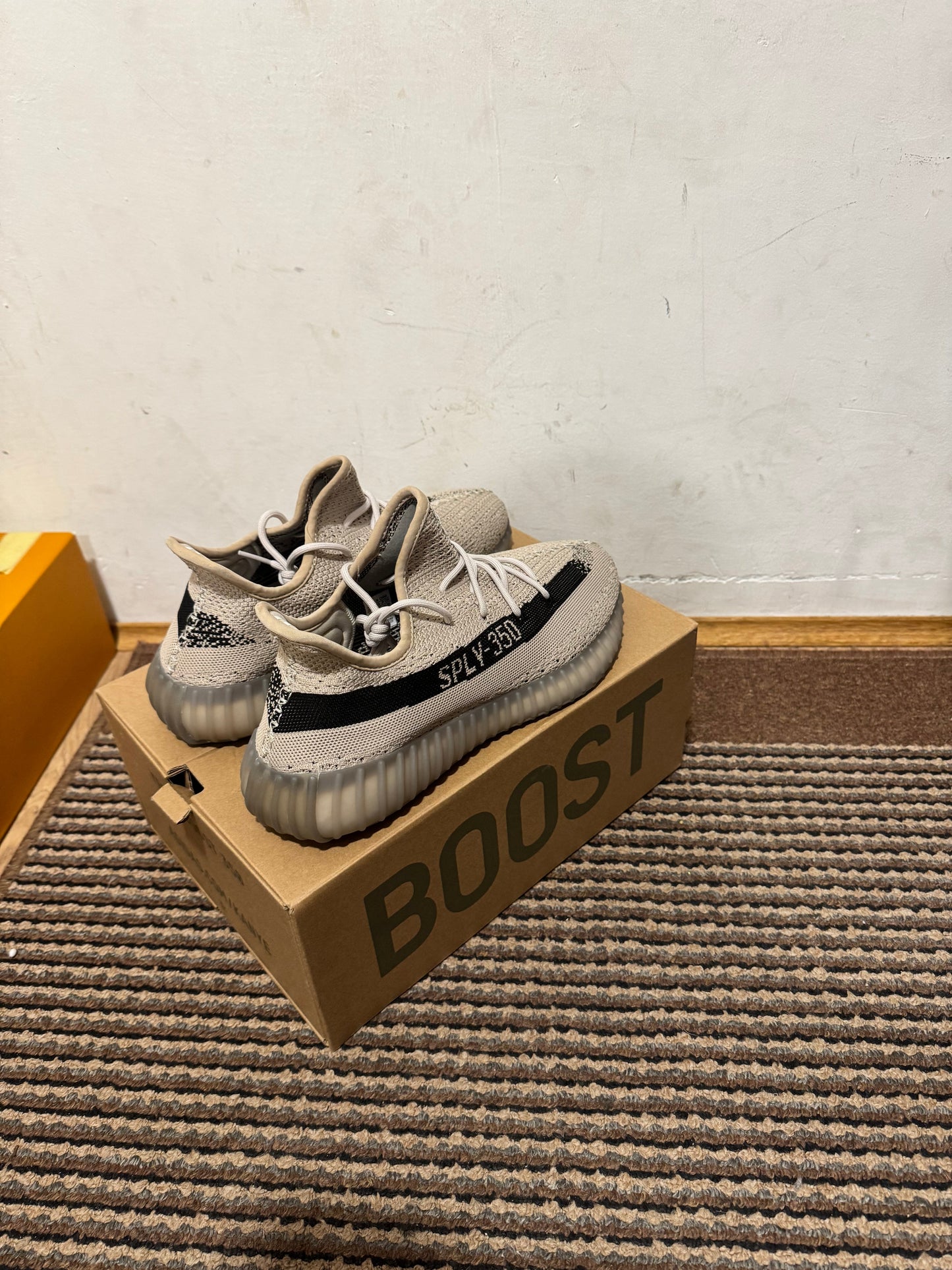 Yeezy 350 Salt Broj 45(Odmah dostupno)