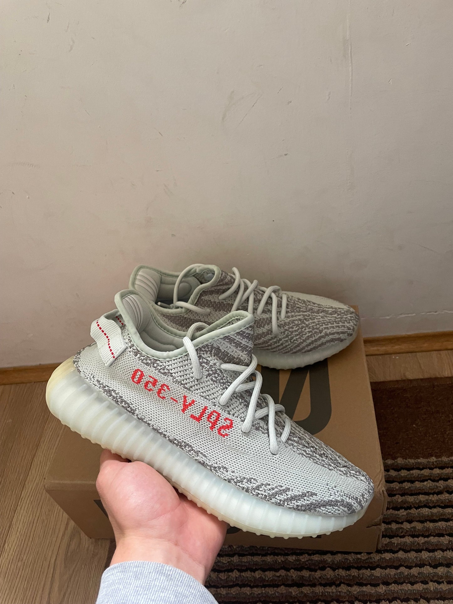 Yeezy 350 Blue Tint Broj 42(Odmah dostupno)