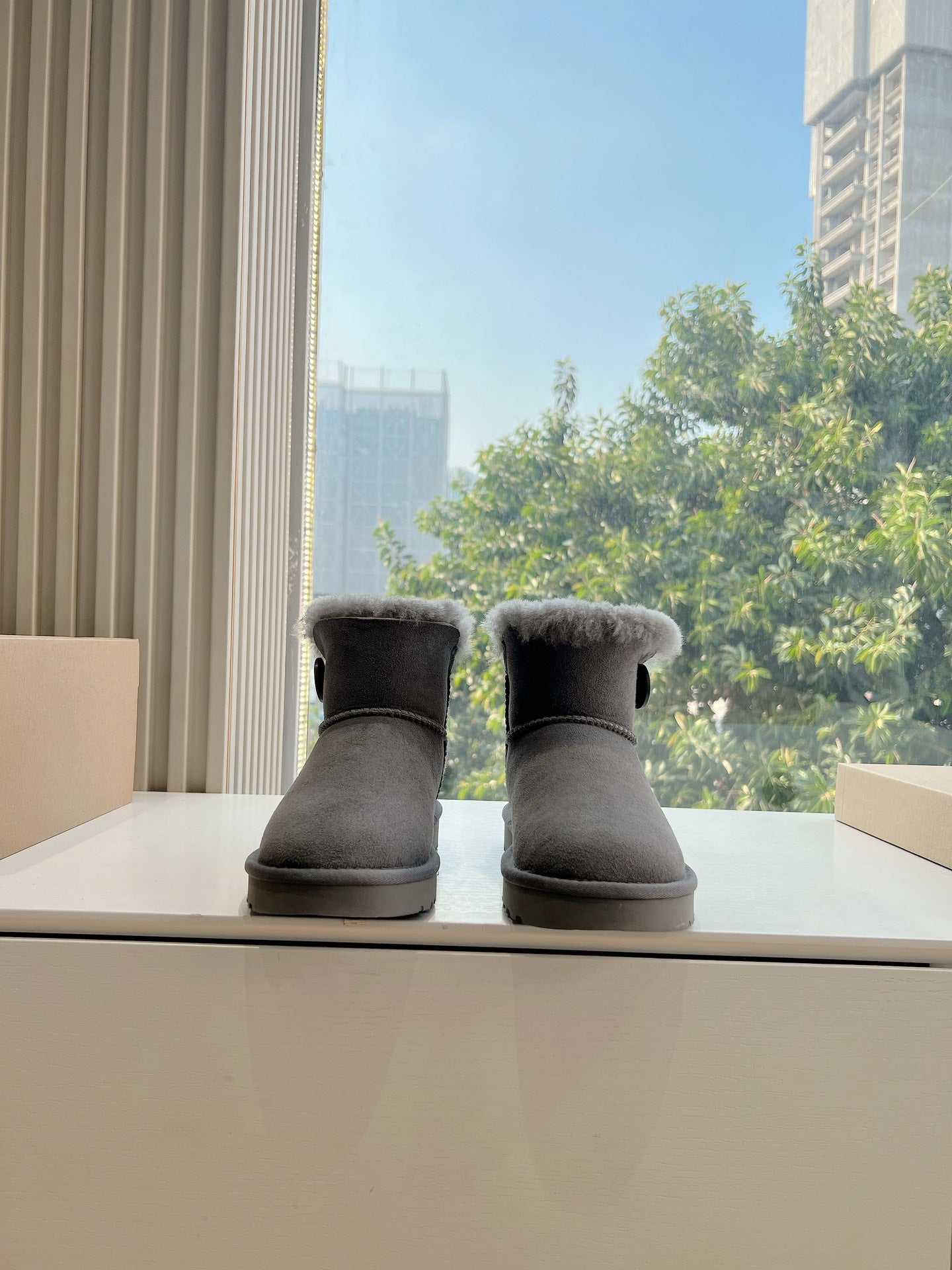 Ugg
