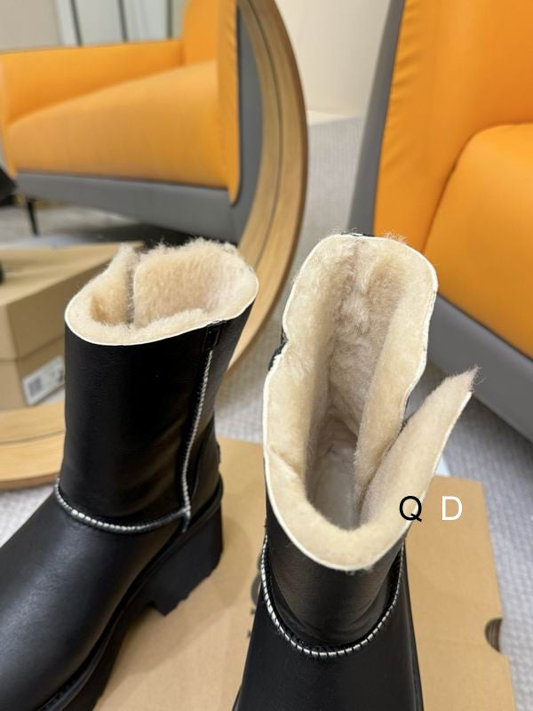 Ugg