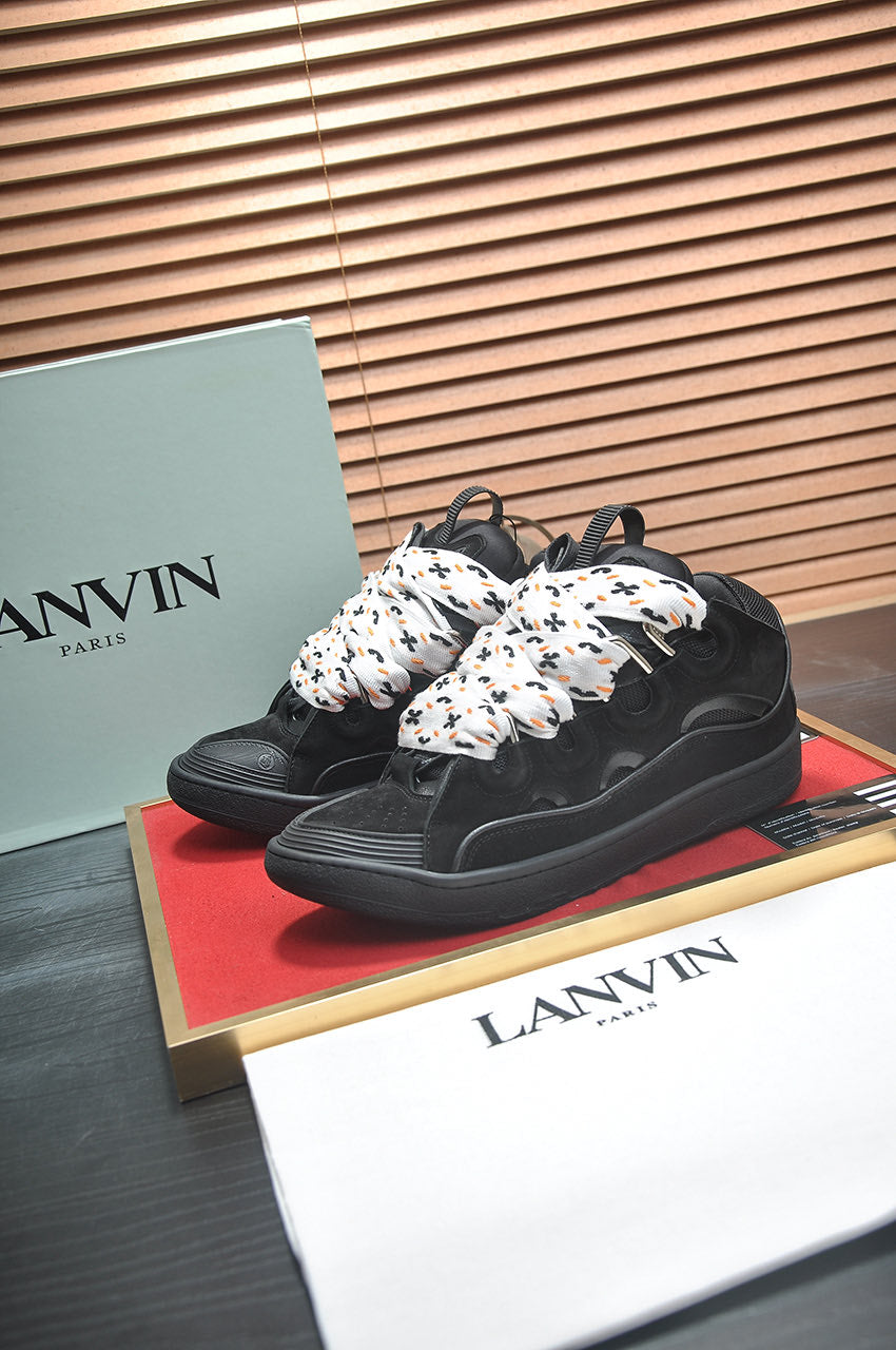 Lanvin Curb