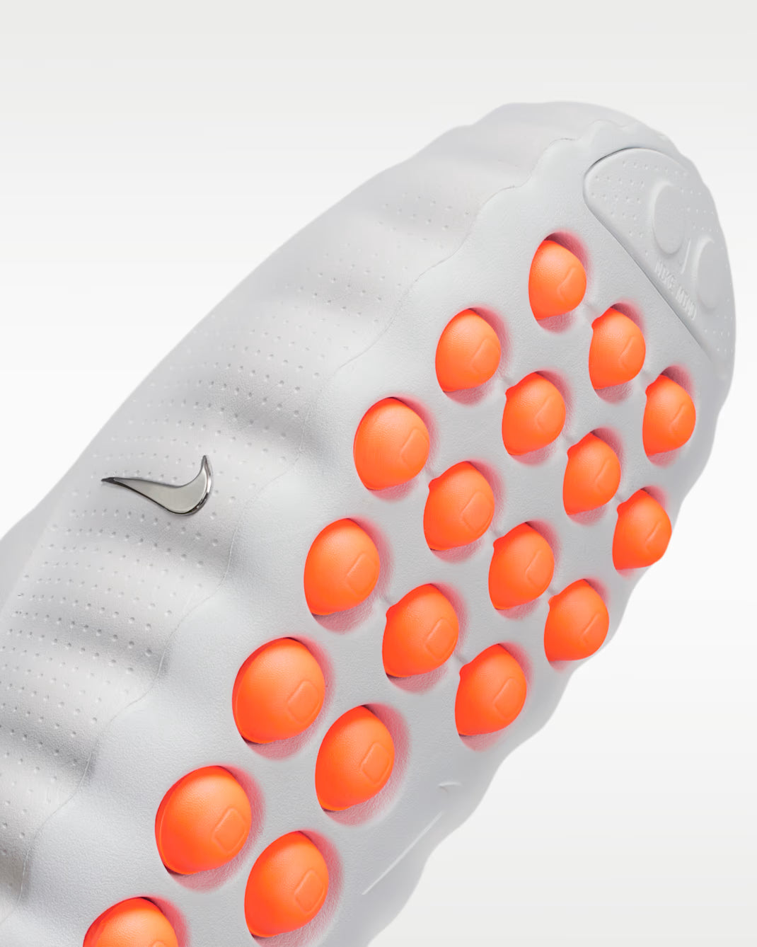 Nike Mind 001