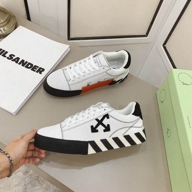 Off white court low