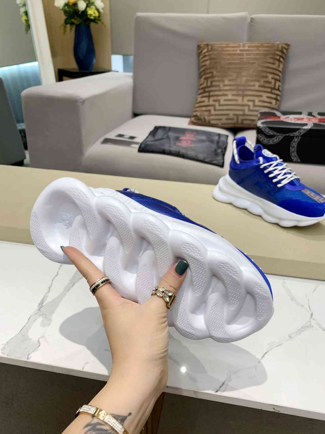 Versace Chain Reaction