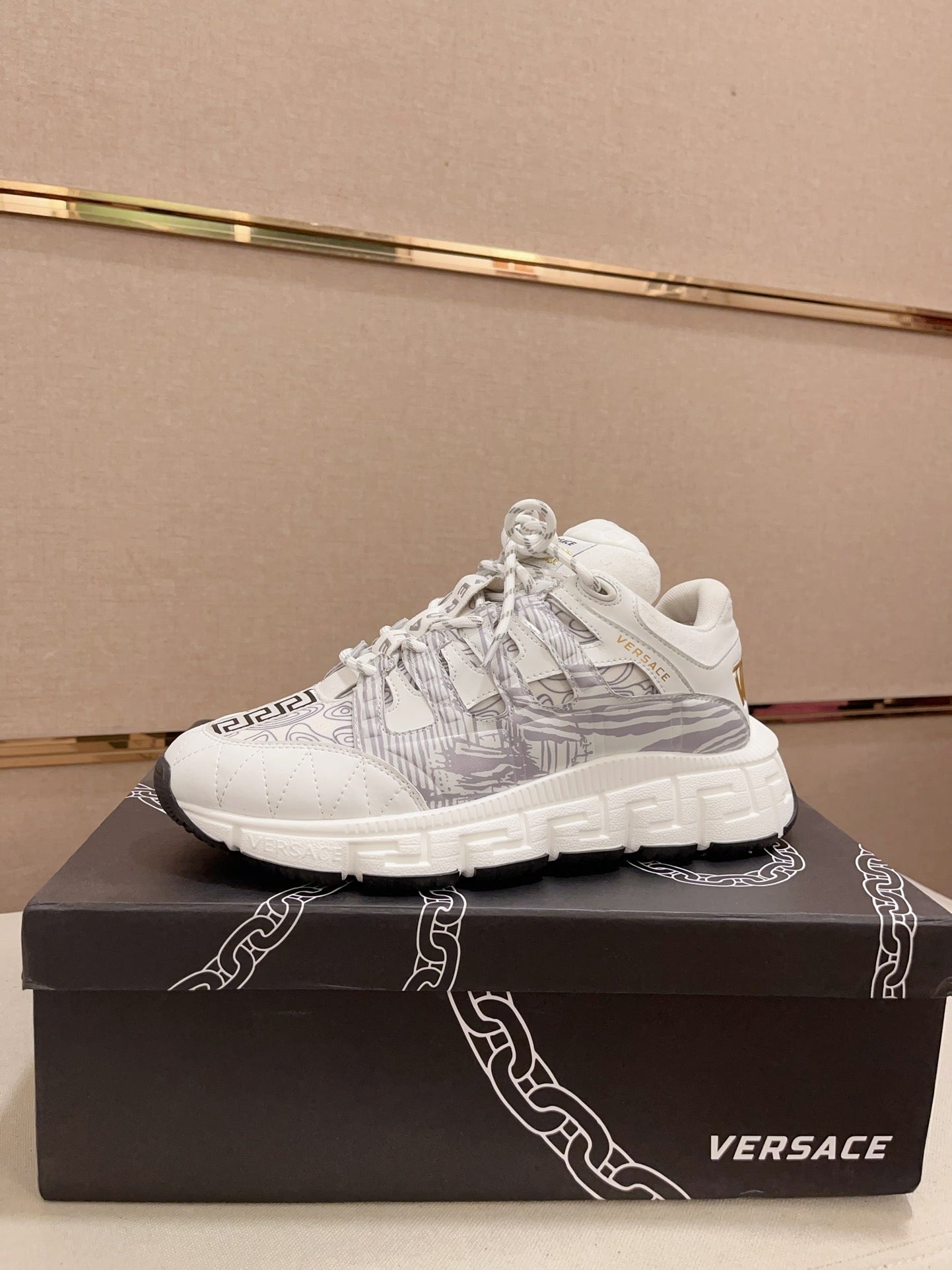 Versace Trigreca