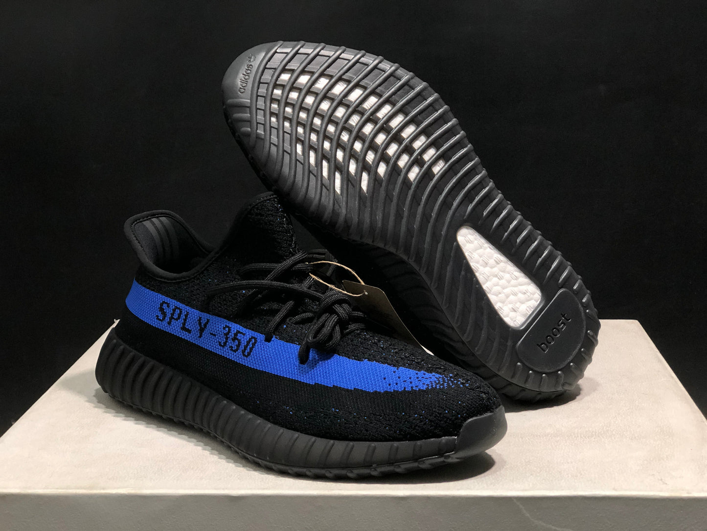 Yeezy 350 Dazzling Blue