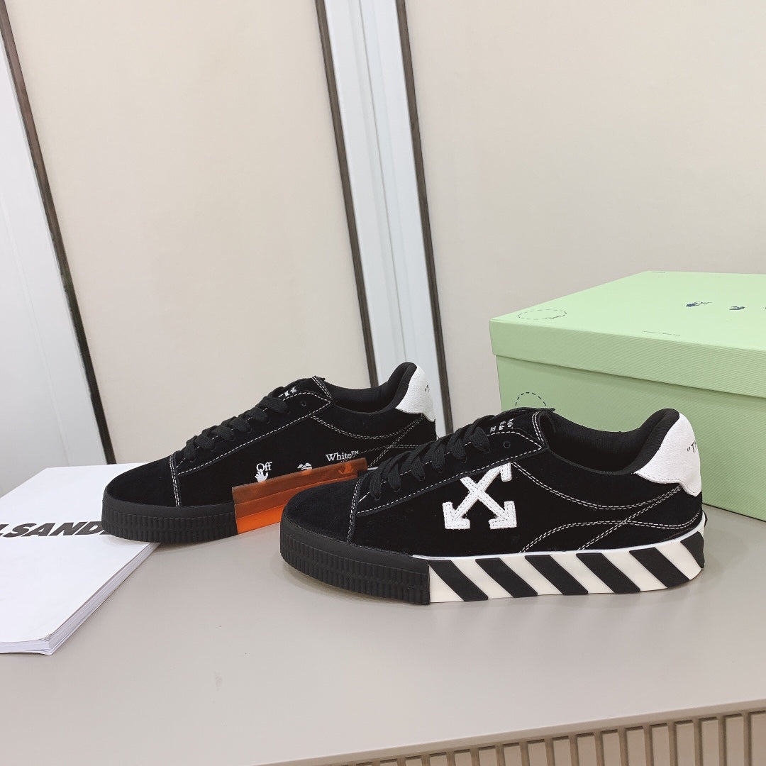 OFF WHITE Court low