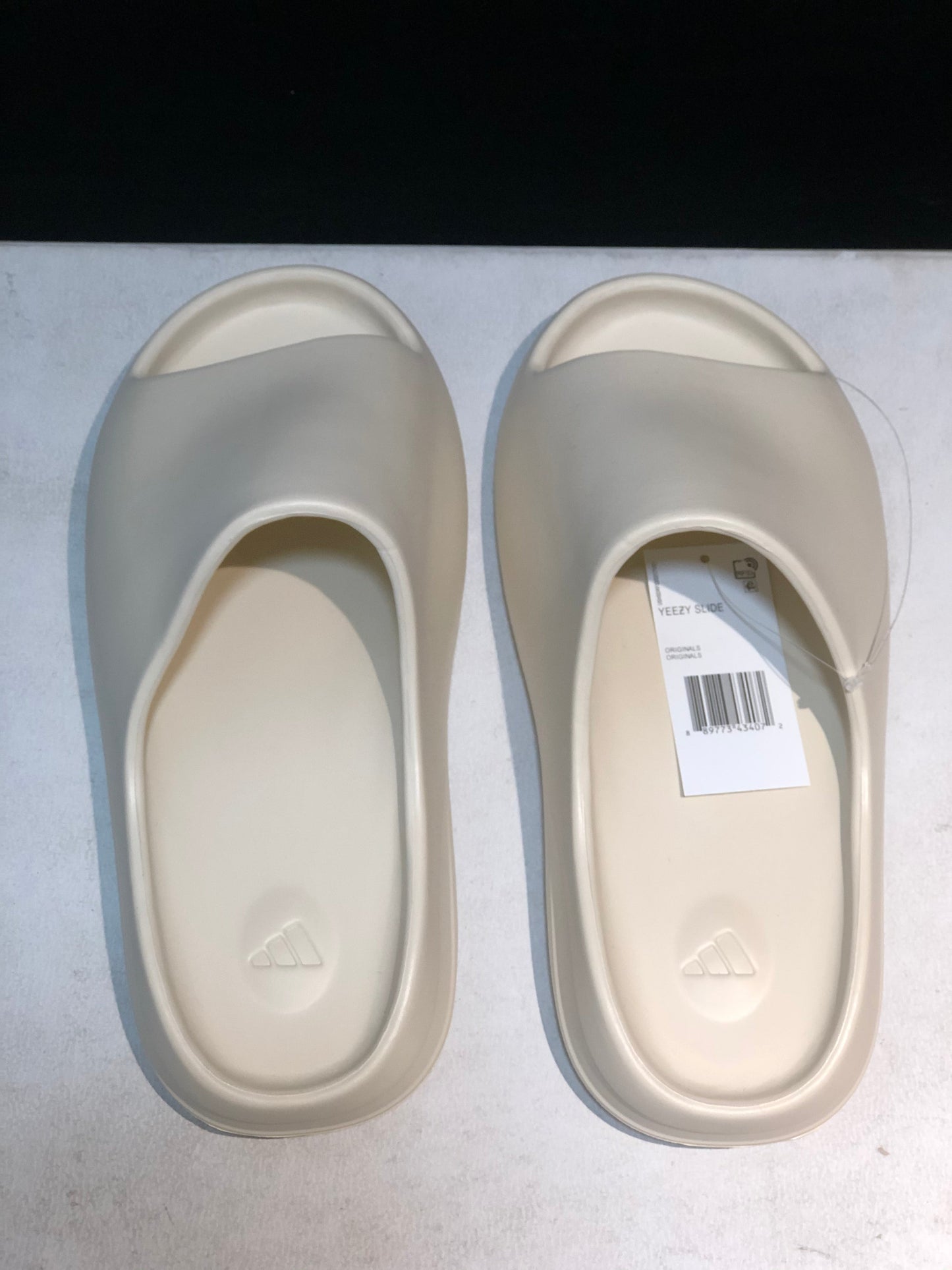 Yeezy Slide Bone