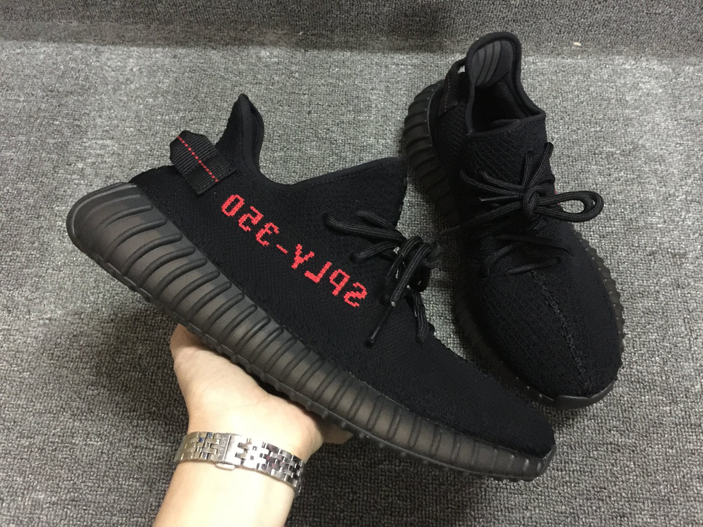 Yeezy 350 Bred