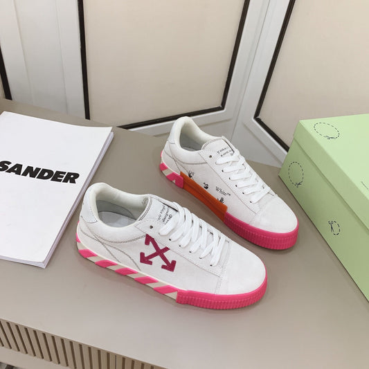 OFF WHITE Court low