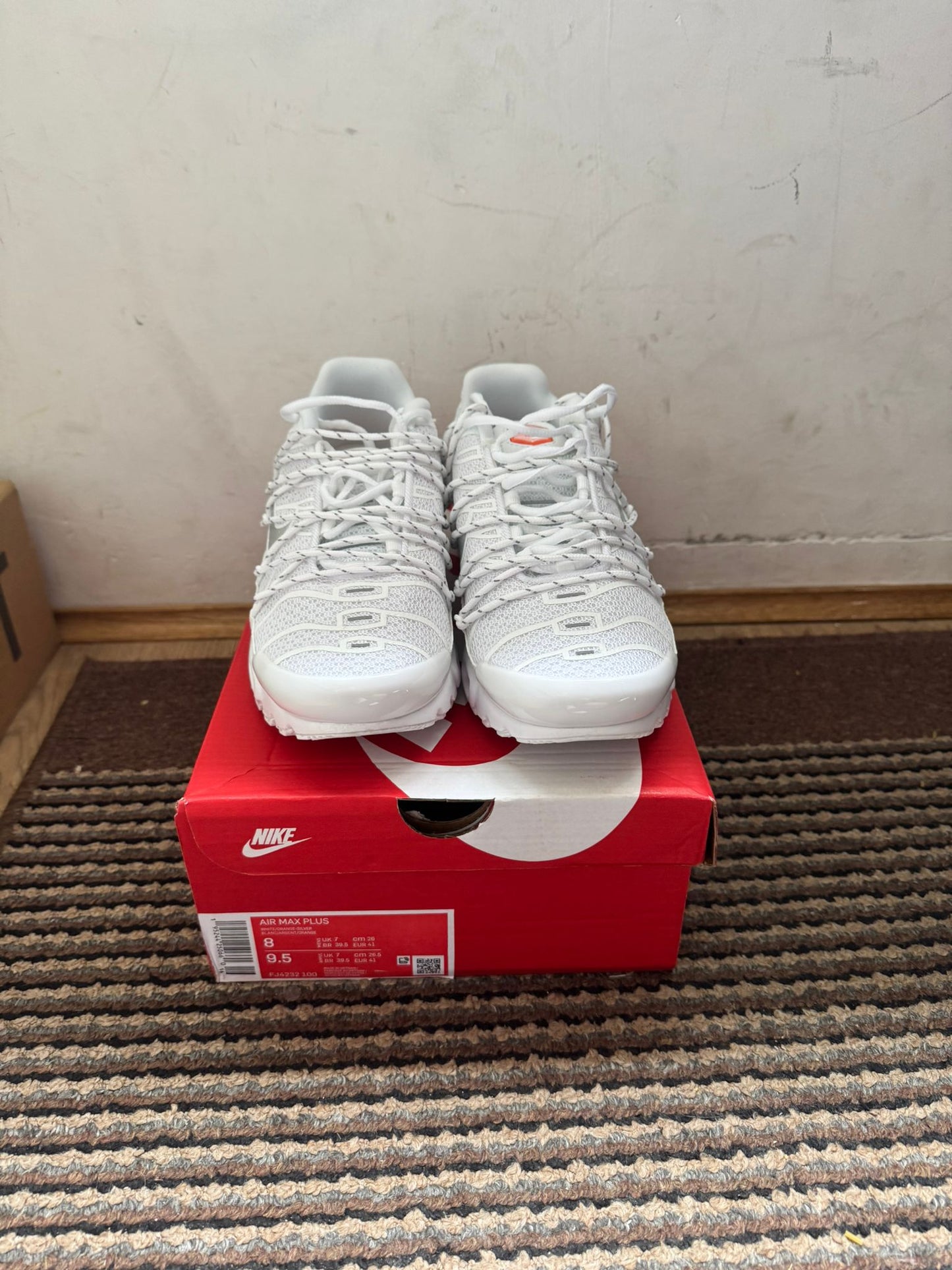 Nike Air max Plus Broj 41(Odmah dostupno)